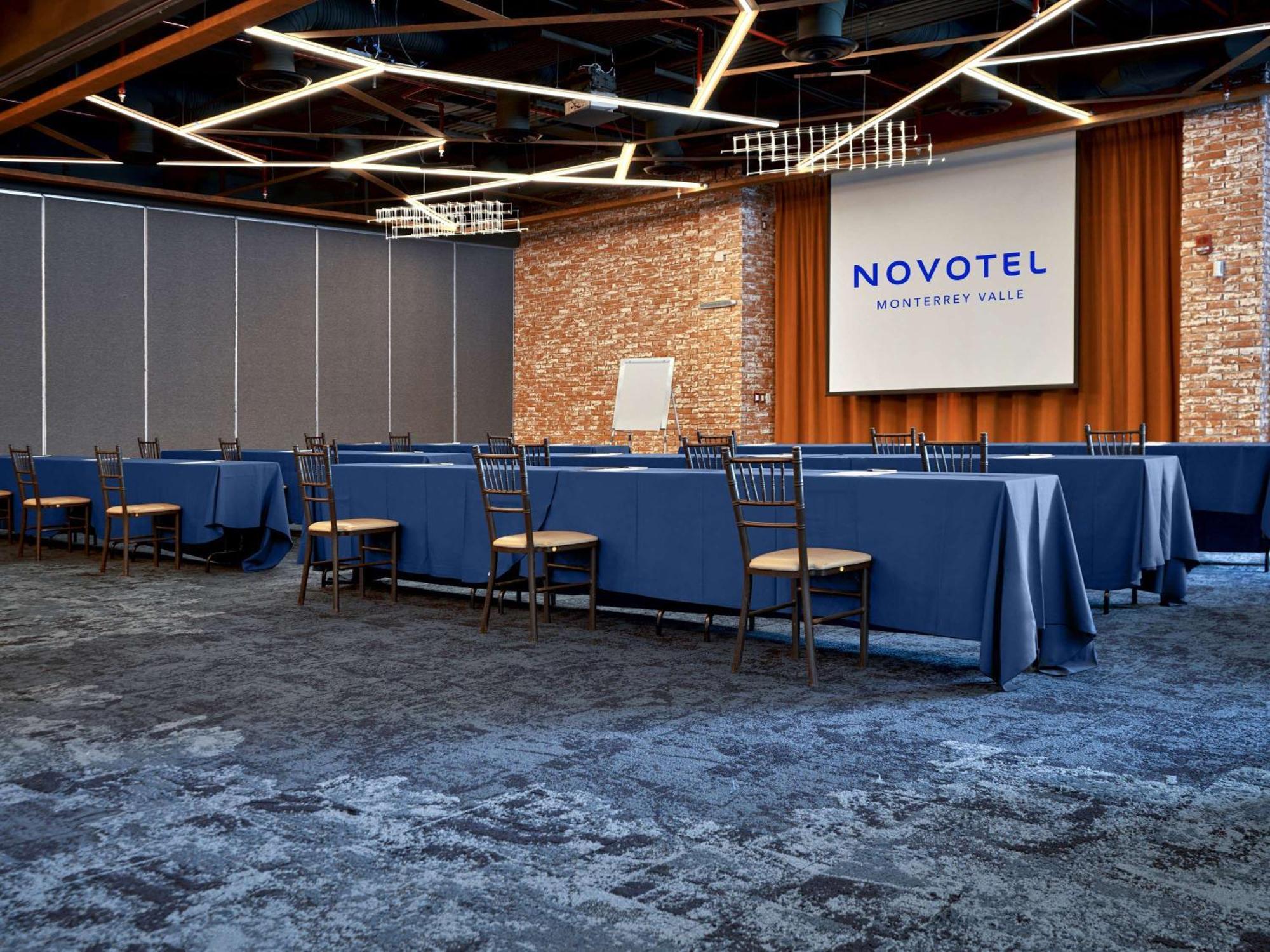 Novotel Monterrey Valle San Pedro Garza Garcia Exterior photo