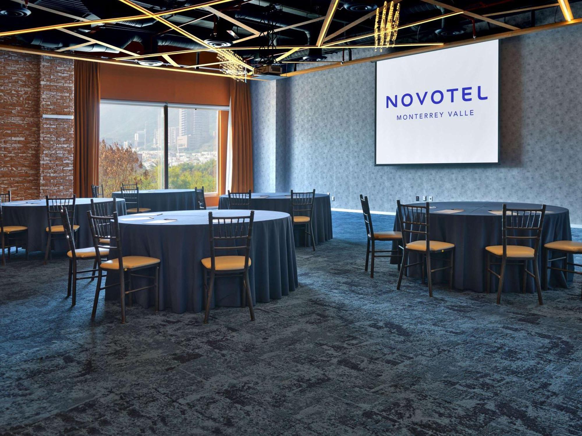 Novotel Monterrey Valle San Pedro Garza Garcia Exterior photo